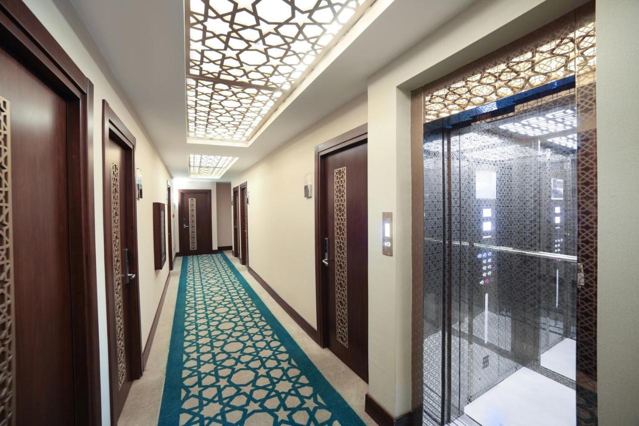 Great Fortune Hotel & Spa Стамбул Экстерьер фото A corridor in a hotel